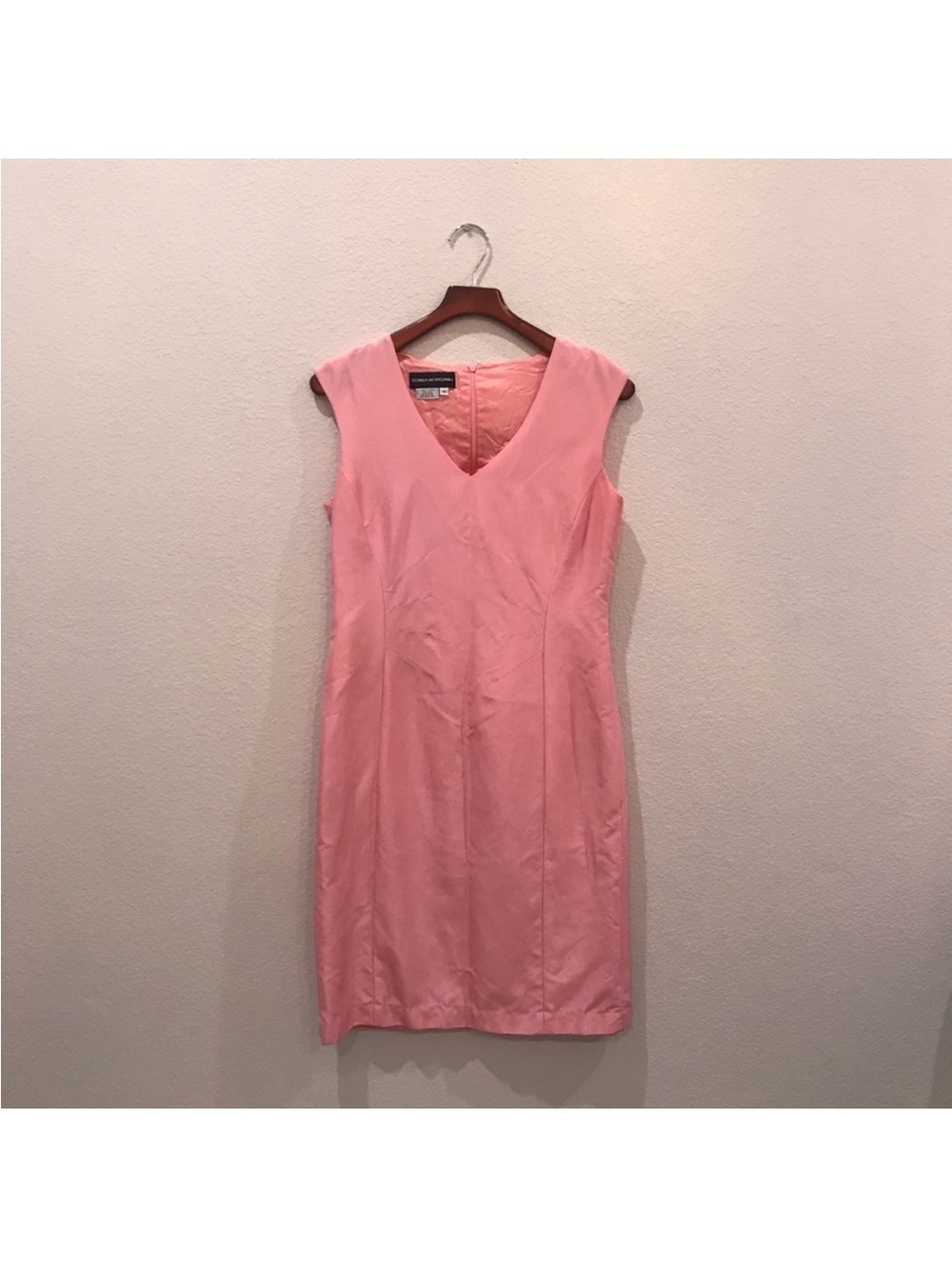 Donna Morgan 100% Silk Sleeveless Pink V-Neck Sheath Dress | Size 10